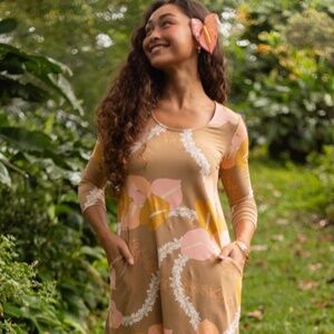 Fighting Eel Mocha Woven Lei Dress Angie